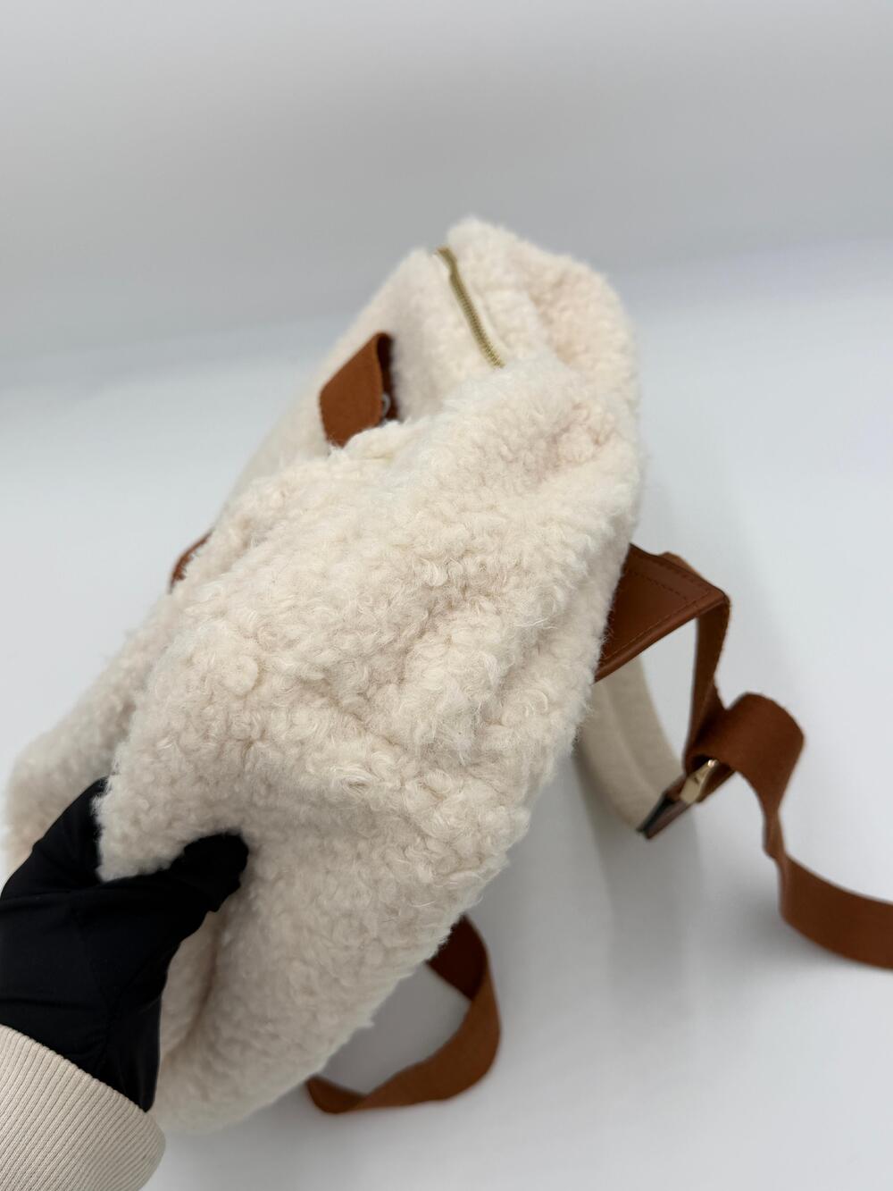 Chloe Shearling Backpack - Picture 4 of 10